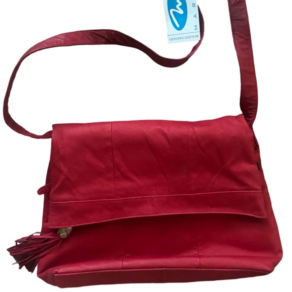 NWT  Deadstock 1990's Read Leather Foldable Shoulder Bag with fringe Tassle - Picture 1 of 10